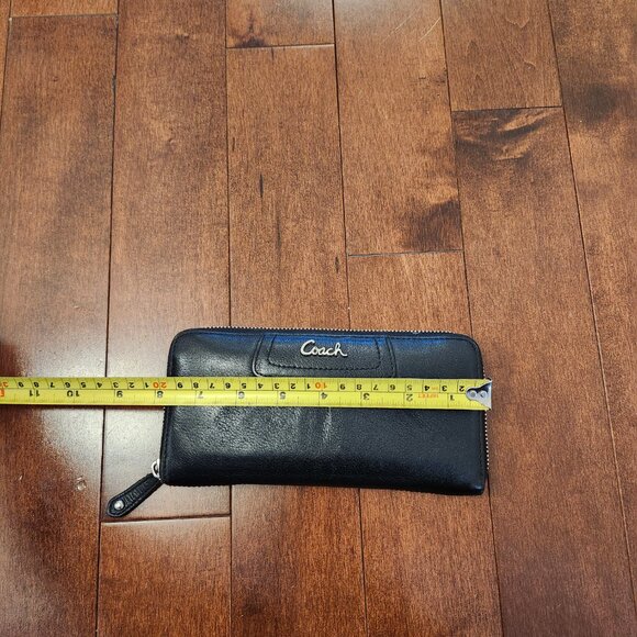 Coach Ashley black leather wallet - Picture 2 of 11